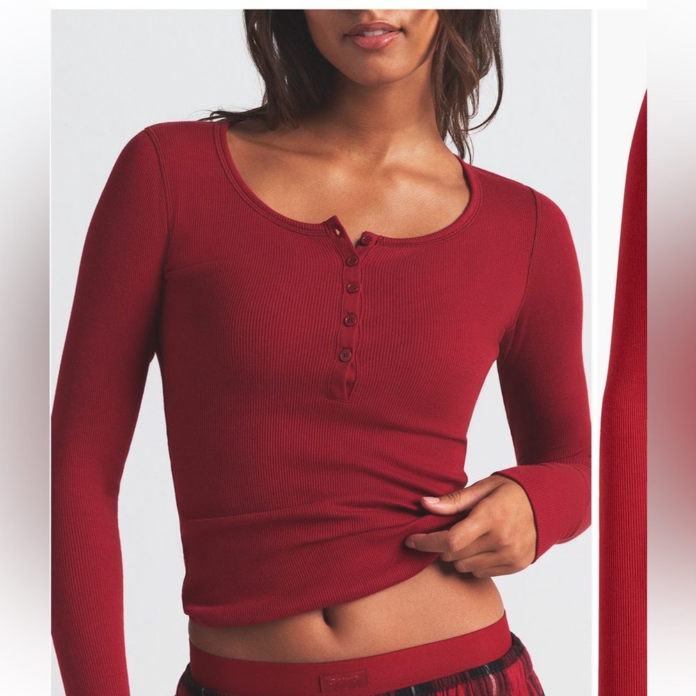 Skims Cotton Rib Scoop Neck Henley